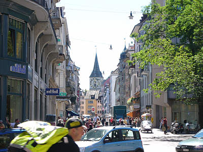 Blick von der Bahnhofstraße in die St. Peterstraße