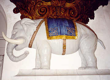 Elefant Erlöserkirche
